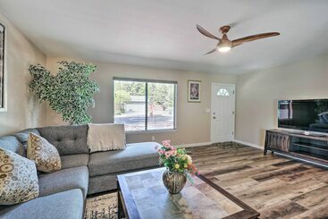 کلبه Contemporary Flagstaff Retreat W/ Ponderosas!