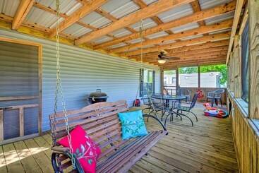بيت ريفى Cozy Hardin Retreat W/ Lake Kentucky View!