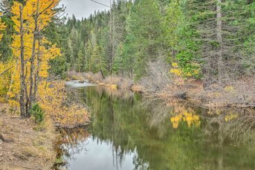 קוטג'' Cozy Retreat W/ Deck ~ 2 Mi To Pinecrest Lake!