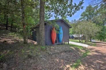 茅舍 Cozy Studio Cabin On Lake O The Pines W/ Deck!