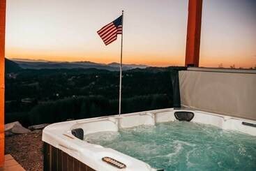 Сельский дом Hot Tub & Mtn View: Cripple Creek Retreat!