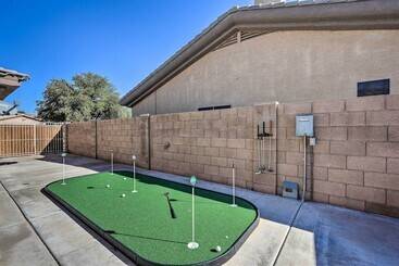 コテージ Goodyear Desert Oasis W/ Patio & Game Room!