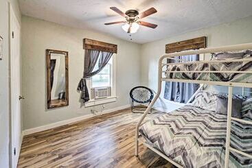 茅舍 Day Trip To Waco & Temple: House On Cattle Farm