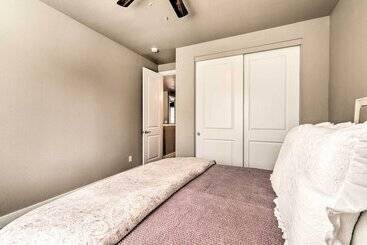 کلبه Family Home W/ Deck, 3 Mi To Downtown Flagstaff!