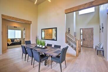 بيت ريفى Mountain Base Lodge: 6 Miles To Downtown Bend