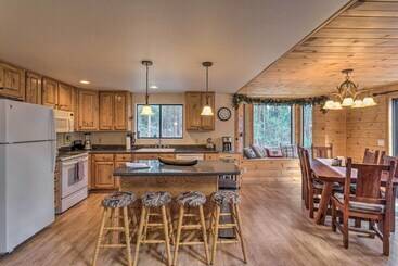 קוטג'' Fish, Hike & Explore: Prescott Cabin W/ Grill!