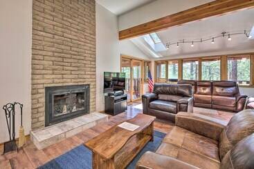 קוטג'' Serene Greer Cabin W/ Grill ~ 12 Mi To Skiing!