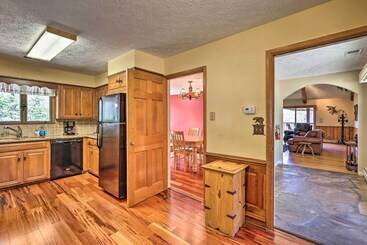 茅舍 40 Acre Ski Retreat W/ Hot Tub In Banner Elk!