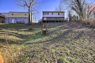 بيت ريفى Cozy Bristol Home W/ Yard ~ 1 Mile To Downtown!