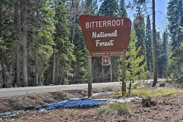 بيت ريفى Darby Cabin In National Forest: Walk To River!