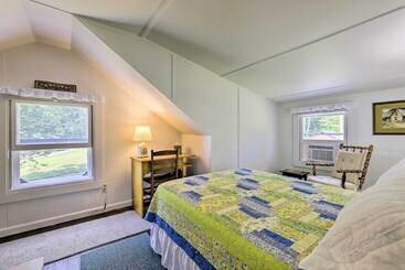 Lakefront Cottage W/ Covered Porch & Dock!