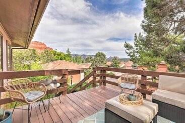 کلبه Red Rock Views: Modern Sedona Home