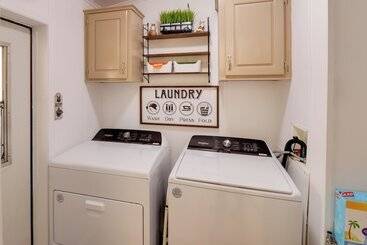 Сельский дом Overgaard Family Retreat W/ Fire Pit & Grill!