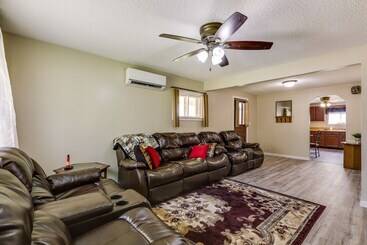 کلبه Pet Friendly Ohio Escape W/ Deck & Community Dock!