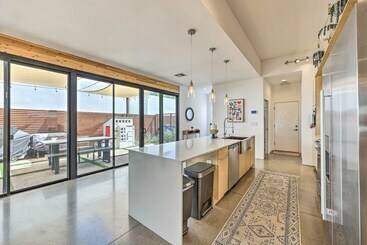 بيت ريفى Convenient Phoenix Home W/ Heated Pool & Grill!