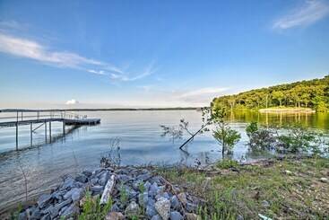 بيت ريفى Quiet, Woodsy Retreat: Deck & Kentucky Lake Access