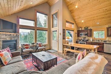 茅舍 Ronald Cabin W/ Private Hot Tub Near Lake & Trails