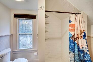 茅舍 Historic Saugerties Home W/ Deck: River Views!