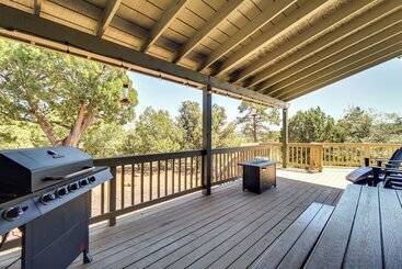 별장 Secluded Show Low Home, Near Hiking Trails!