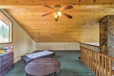 Сельский дом Pet Friendly Lakeside Hideaway ~ 1 Mi To Downtown!