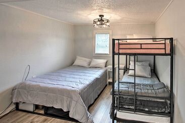 Updated & Peaceful Lakefront Cottage!