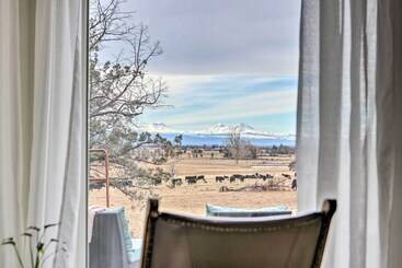 별장 Beautiful Ranch Home W/ Cascade Mountain View