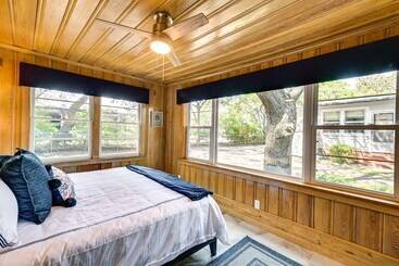 Chic Historic Myrtle Beach Cottage: Steps To Beach