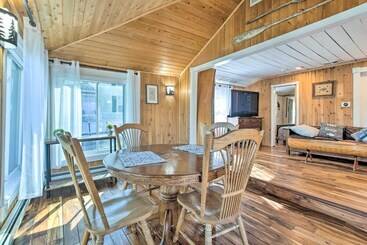 Cozy Lakefront Cottage W/ Fire Pit, Grill & Views!