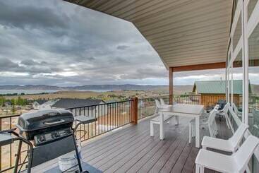 קוטג'' Lake View Escape W/ Private Beach Resort Access!