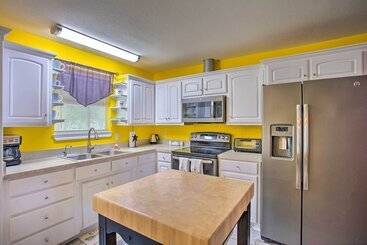 Granbury Cottage, Steps To Lake & Dock!