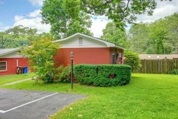 کلبه Maggie Valley Home: Near Festival Grounds!