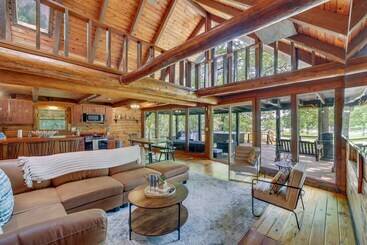 بيت ريفى Modern Fairland Log Cabin W/ Lake Access!