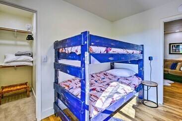 קוטג'' Peaceful Ranch Home W/ Sierra Nevada Views