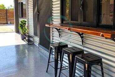 פנסיון Zen At Rosewood   2br Guesthouse & Pool