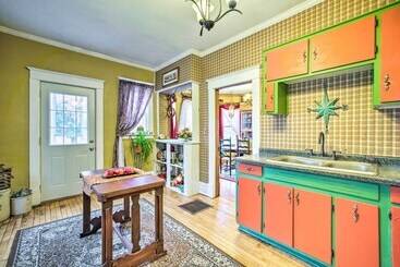 별장 Pet Friendly Osseo Home W/ Fire Pit & Yard!