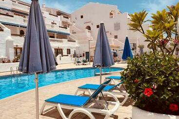 هتل آپارتمان Coral Bay Port Royale