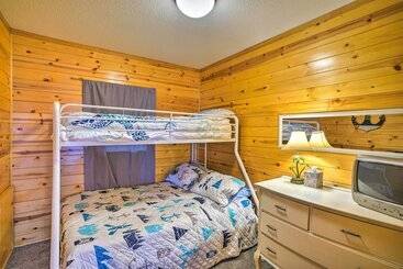コテージ Quaint Lake Jefferson Cabin W/ Deck & Gas Grill!