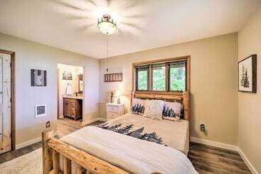 קוטג'' 1/2 Mi To Ski: Spacious Home In Beech Mountain