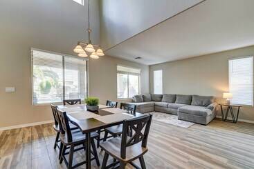 Сельский дом Updated Gilbert Home W/ Pool + Community Amenities