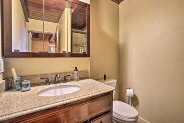 별장 Waterfront Clearlake Retreat W/ Dock & Kayaks