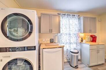 بيت ريفى Bright Boone Home: Walk To Appalachian State!