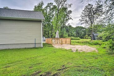 Сельский дом Charming Mount Pleasant Home: 7 Miles To Beach!