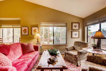 별장 Private Hot Tub + Deck: Breckenridge Abode!