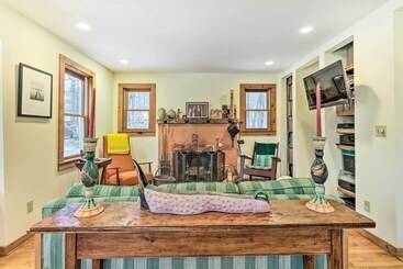 茅舍 Cozy Monterey Home W/ Porch: Walk To Lake Garfield