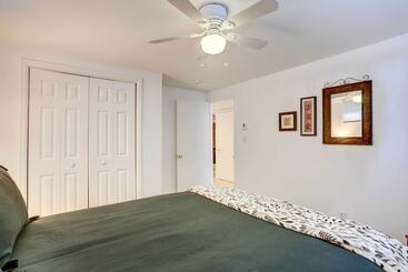 Сельский дом Centennial Home W/ Game Room, 11 Mi To Downtown!