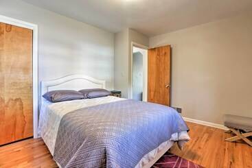 קוטג'' Englewood Retreat W/ Yard & Deck: Near Downtown!