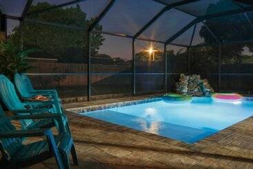 コテージ Family Friendly Tampa House With Private Pool!