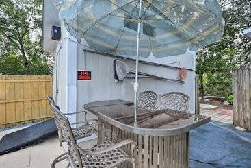 茅舍 Fern Park House W/ Pool: New Patio & Fire Pit!