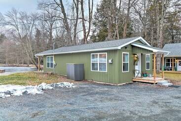 Rural Location, Fire Pit: Brodheadsville Cottage