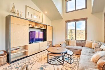 بيت ريفى Silverthorne Home W/ Hiking Trail Access!
